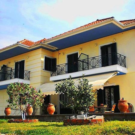 Guesthouse Bizani Neo Mpizani 外观 照片