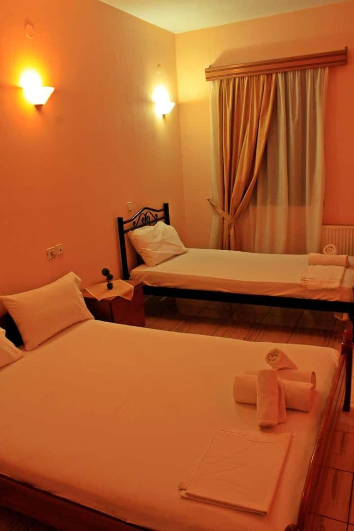 Guesthouse Bizani Neo Mpizani 外观 照片